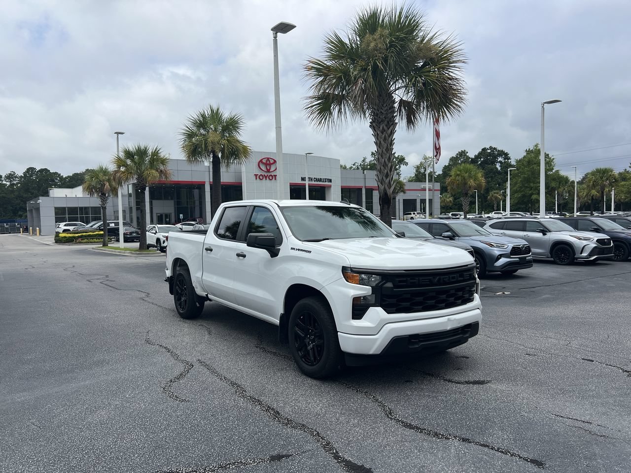 Used 2023 Chevrolet Silverado 1500 Custom w/ LPO, Dark Essentials Package RWD image 2