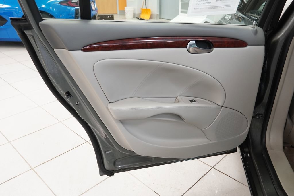 Used 2008 Buick Lucerne CXL w/ Driver Confidence Package image 20