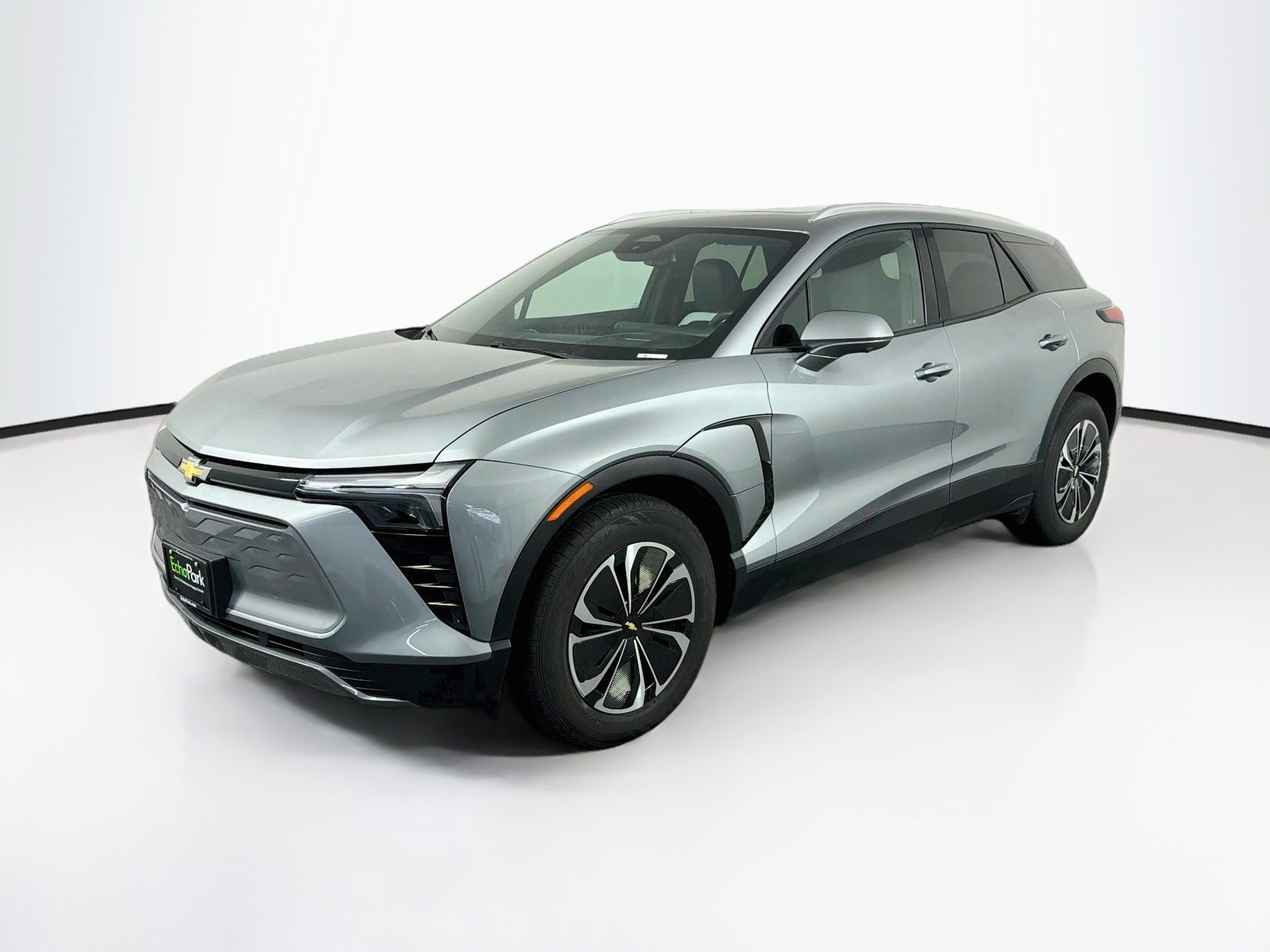 Used 2024 Chevrolet Blazer EV LT AWD/4WD image 3