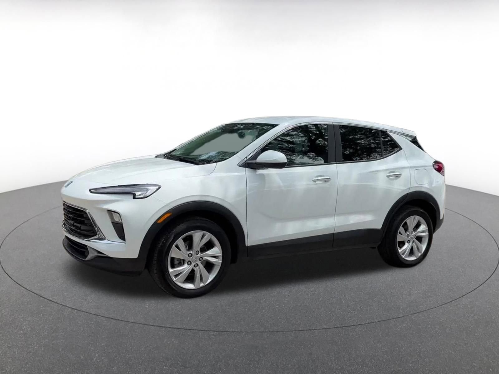 Used 2025 Buick Encore GX Preferred FWD image 8