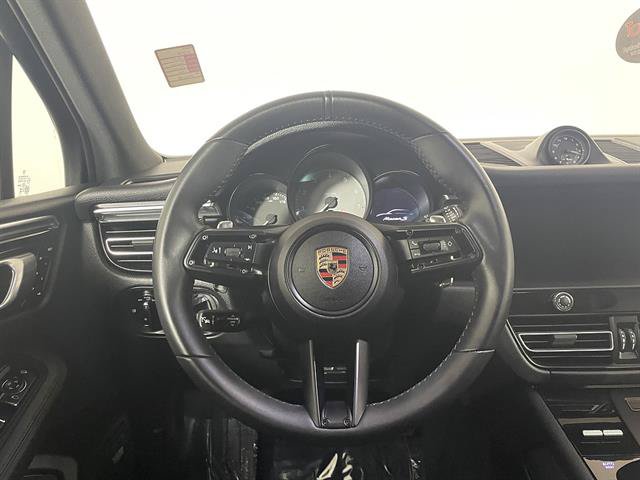 Used 2025 Porsche Macan S AWD/4WD image 14