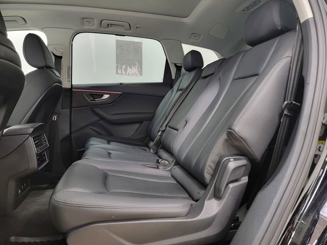 Used 2023 Audi Q7 3.0T Prestige image 17
