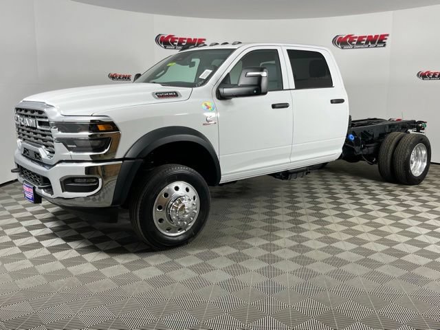 New 2026 RAM 5500 Tradesman w/ Chrome Appearance Group AWD/4WD image 5