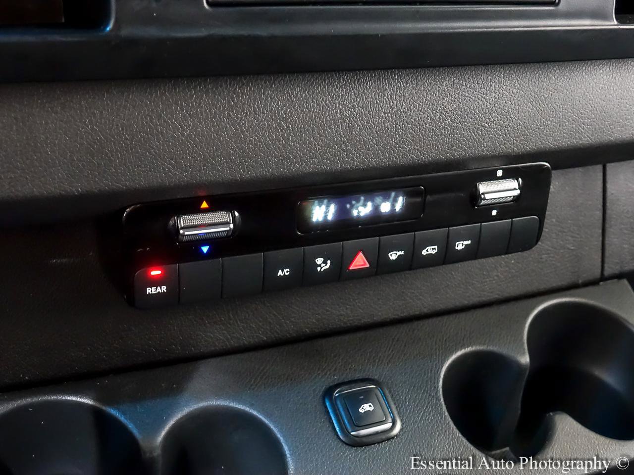 Used 2019 Mercedes-Benz Sprinter 2500 image 12