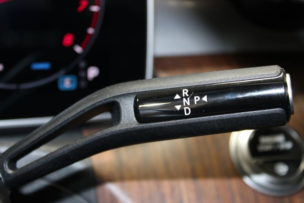 Used 2025 Mercedes-Benz C 300 Sedan image 30