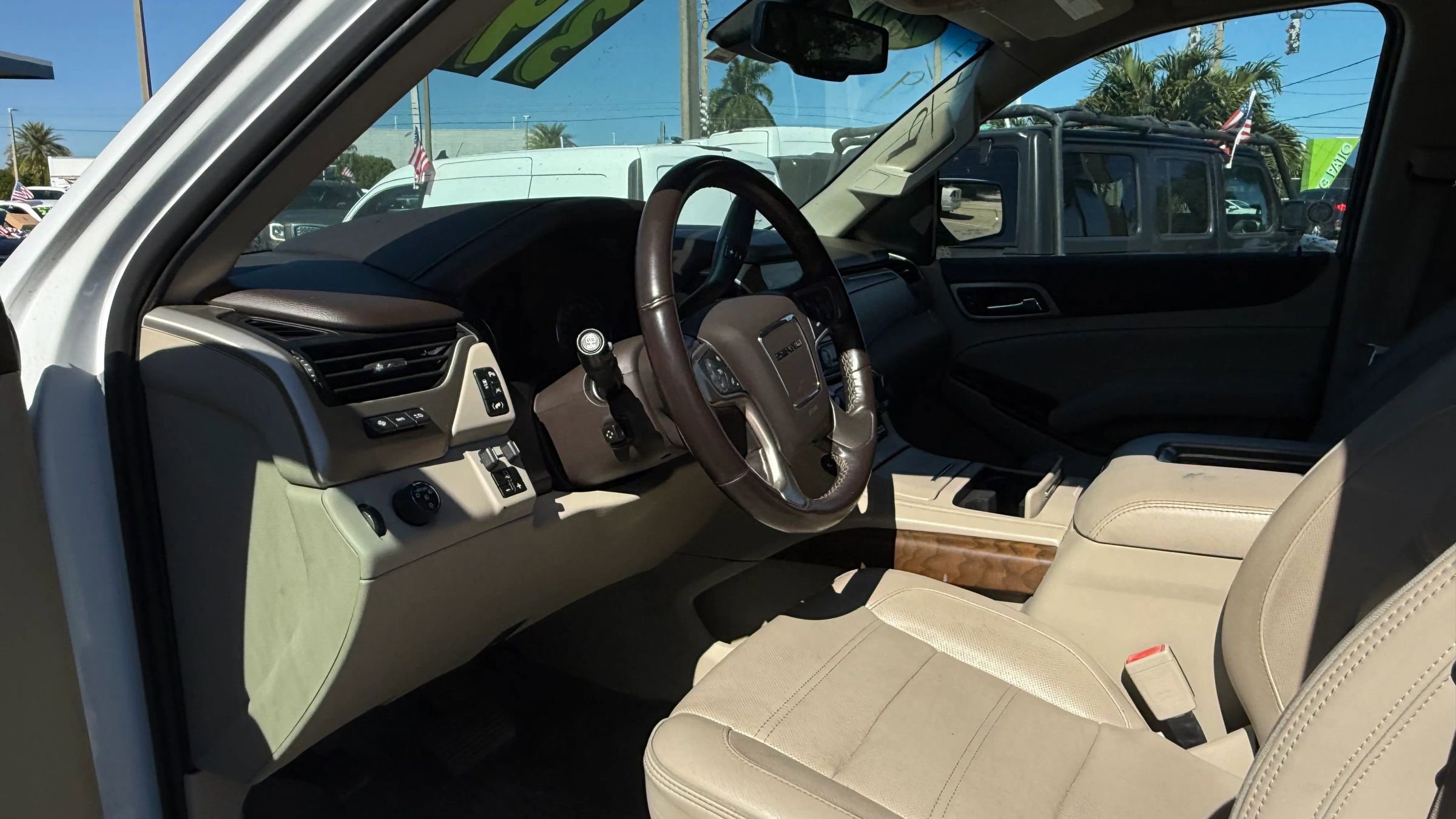 Used 2020 GMC Yukon XL Denali image 13
