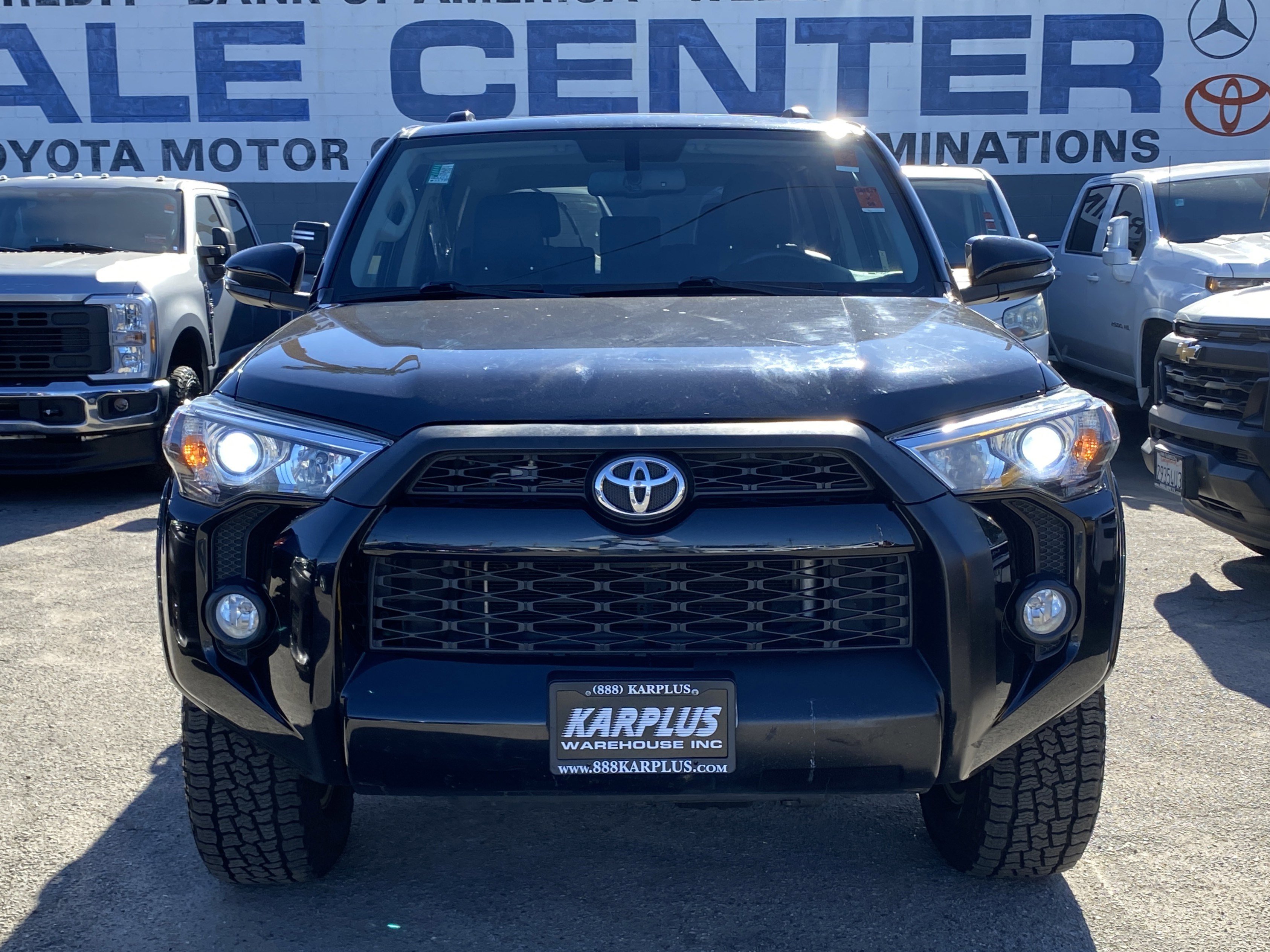 Used 2019 Toyota 4Runner SR5 Premium image 3
