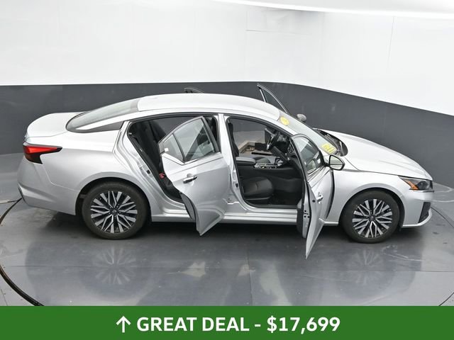 Used 2024 Nissan Altima 2.5 SV image 68
