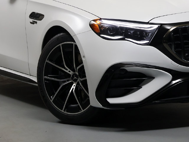 New 2027 Mercedes-Benz E 53 AMG e 4MATIC Wagon image 3