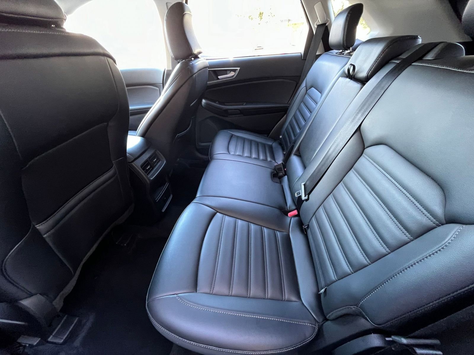 Used 2024 Ford Edge SEL image 25