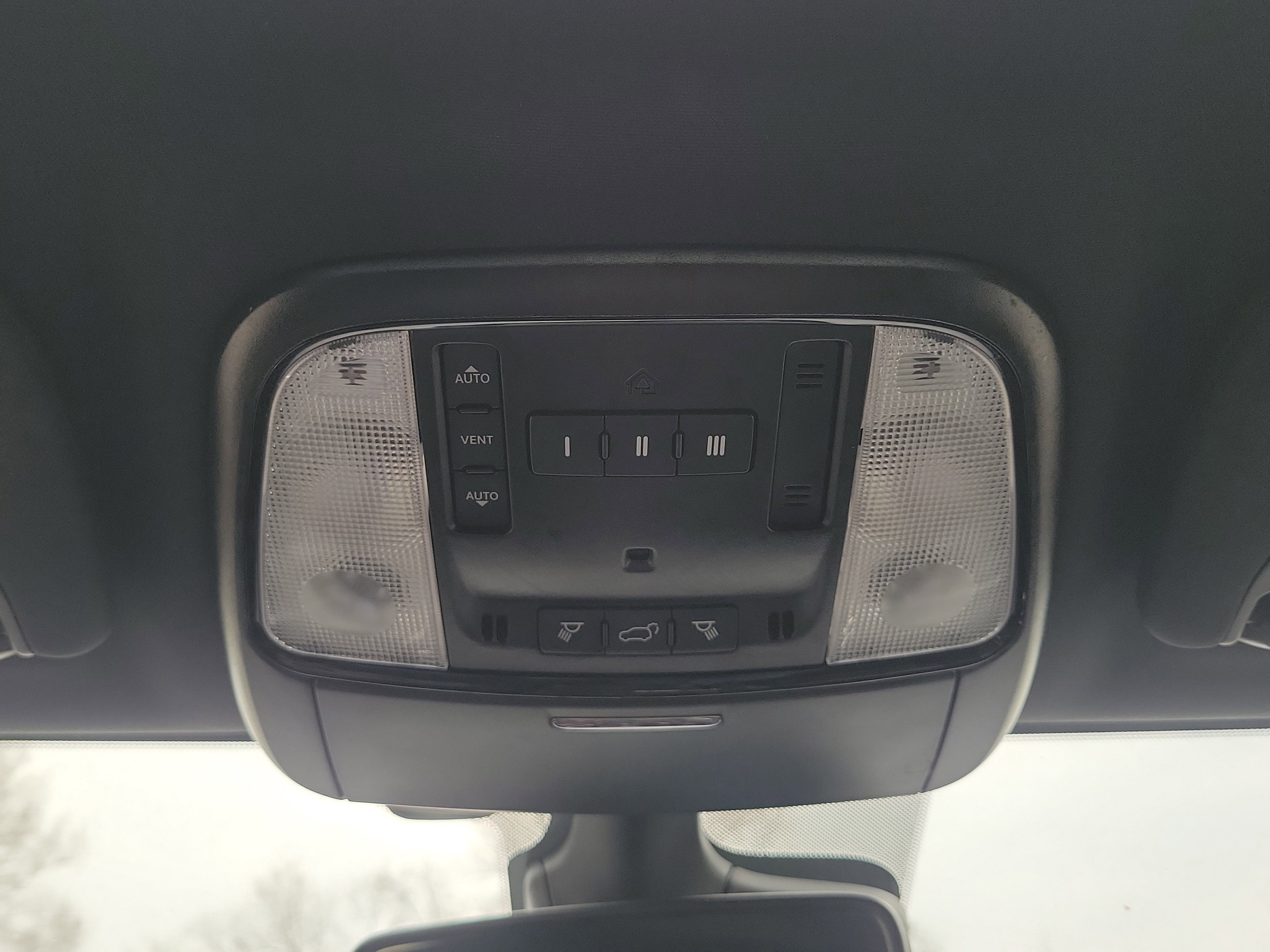 Used 2024 Dodge Durango GT image 38