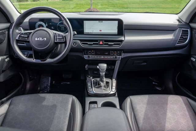 Certified 2025 Kia Seltos SX AWD/4WD image 24
