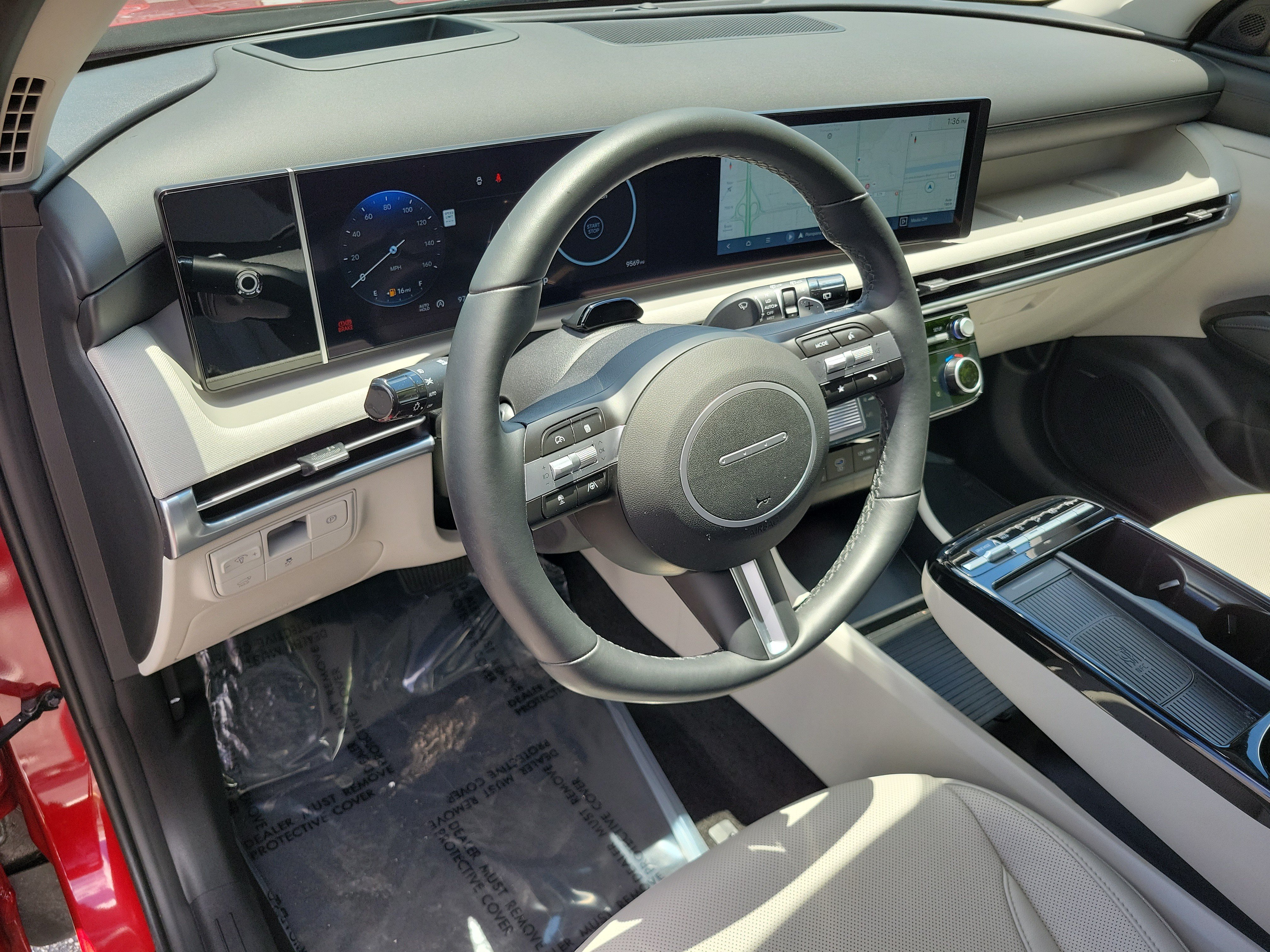 Used 2025 Hyundai Tucson Limited FWD image 20