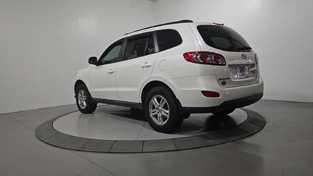Used 2012 Hyundai Santa Fe GLS AWD/4WD image 2