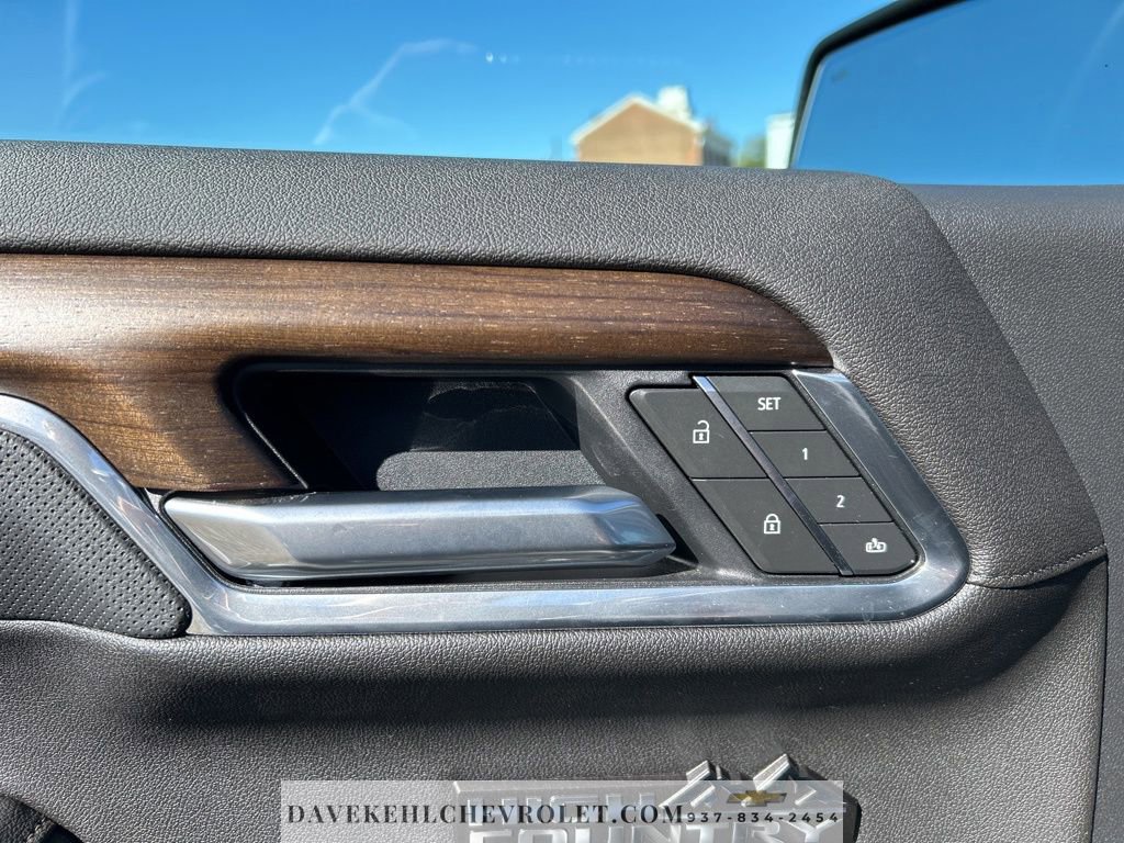 Certified 2025 Chevrolet Silverado 1500 High Country image 10