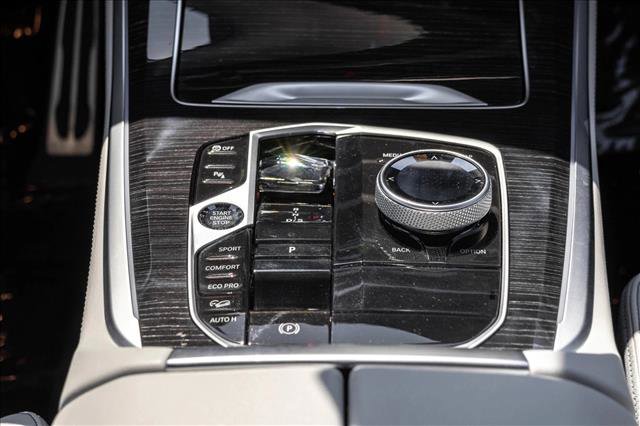 Used 2025 BMW X5 xDrive40i w/ Executive Package image 22