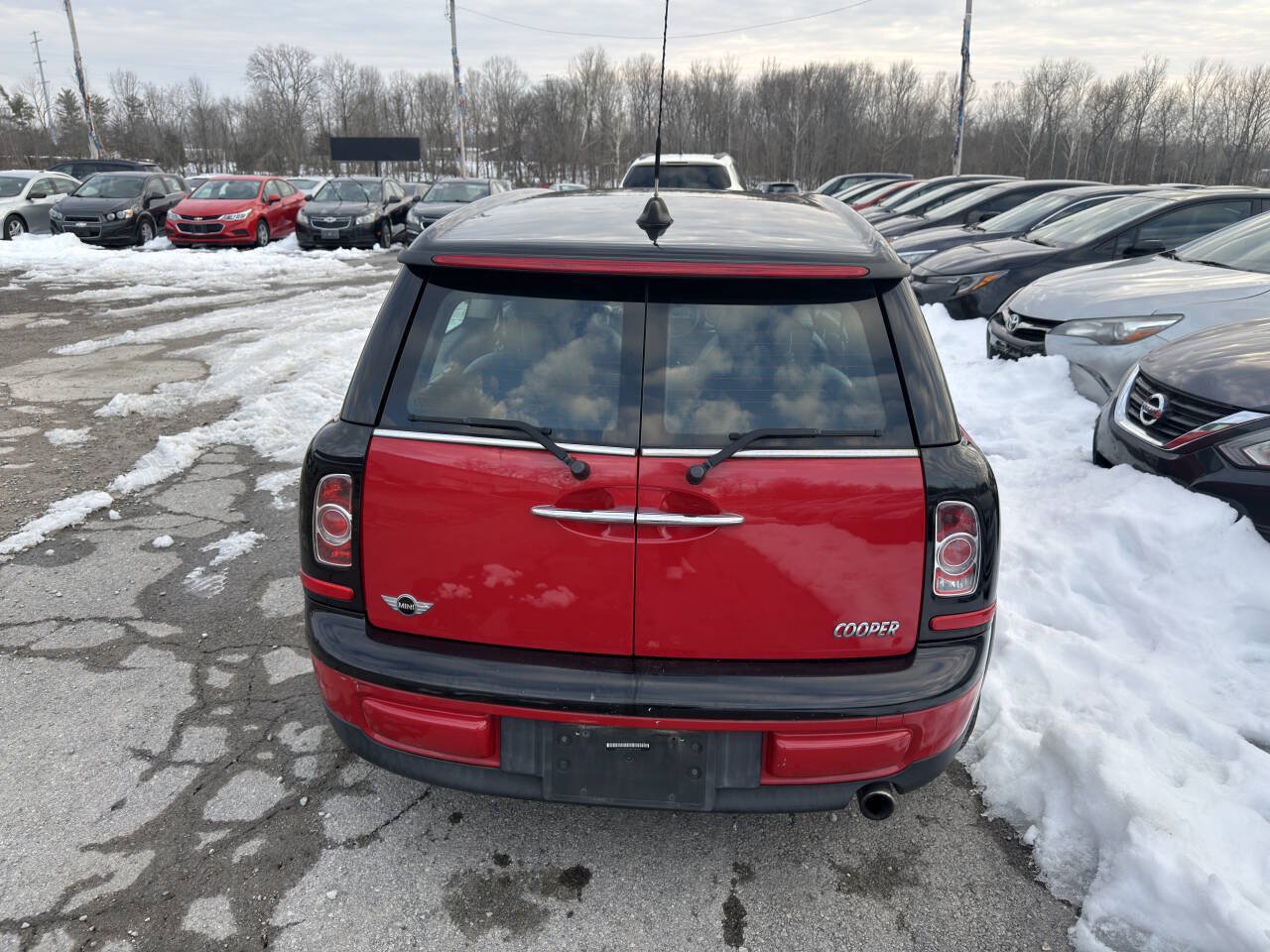 Used 2011 MINI Cooper Clubman FWD image 6