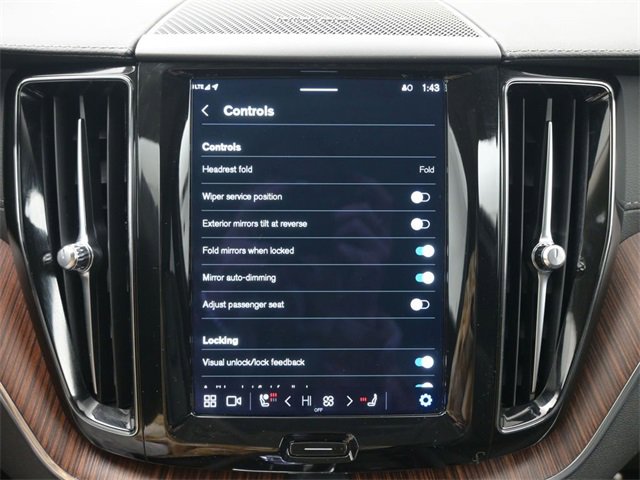 Used 2023 Volvo XC60 B5 Ultimate w/ Climate Package image 17