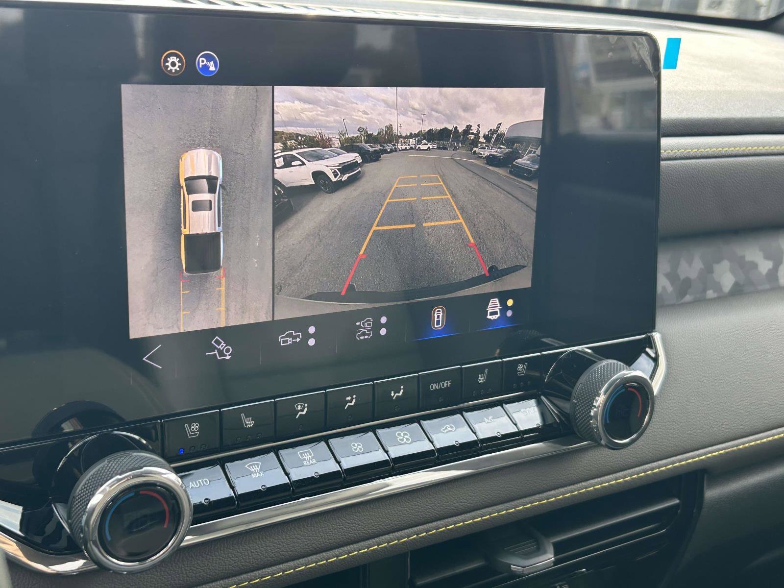 New 2026 Chevrolet Colorado ZR2 w/ ZR2 Bison Edition image 24