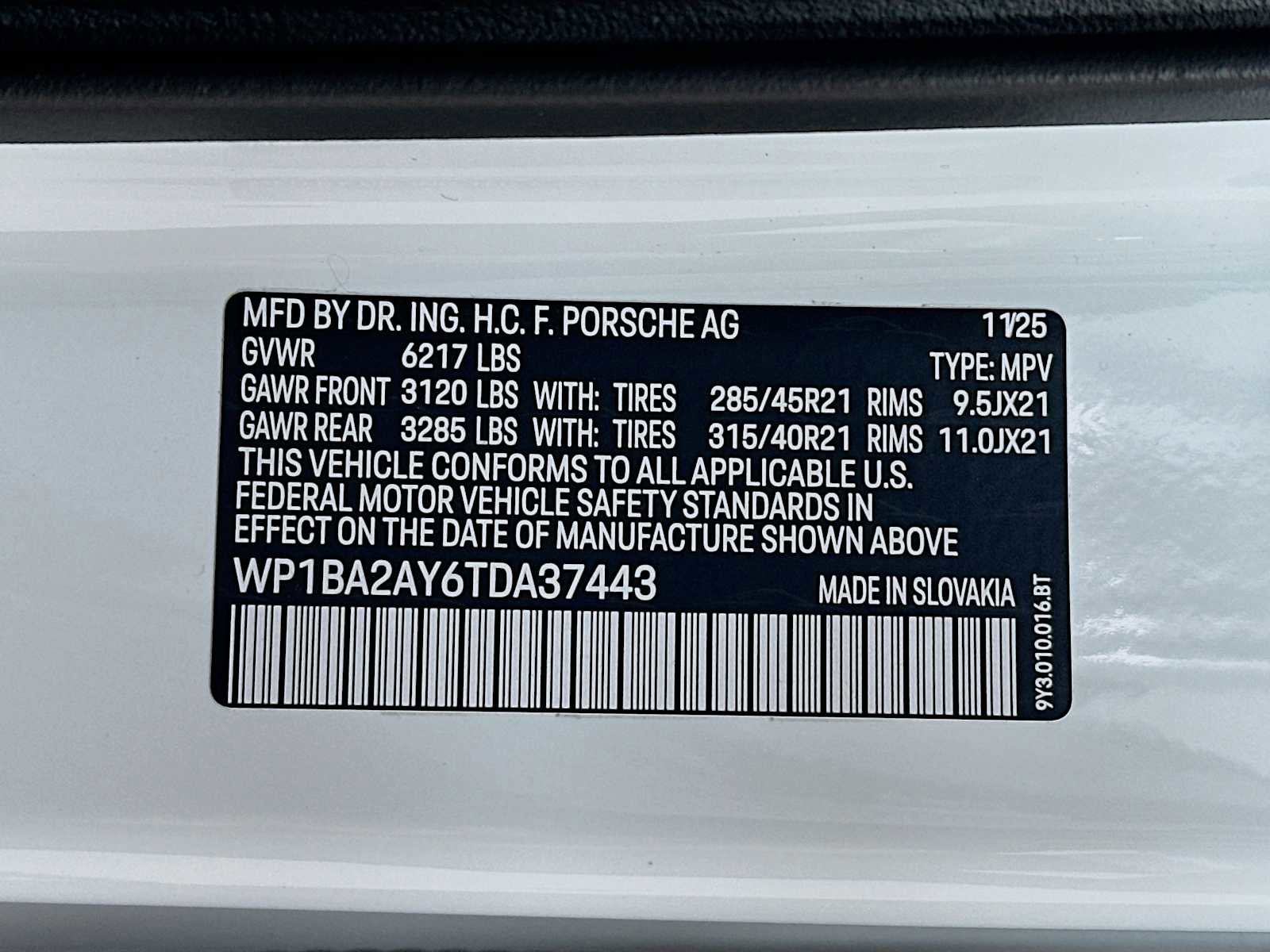 New 2026 Porsche Cayenne Coupe image 33