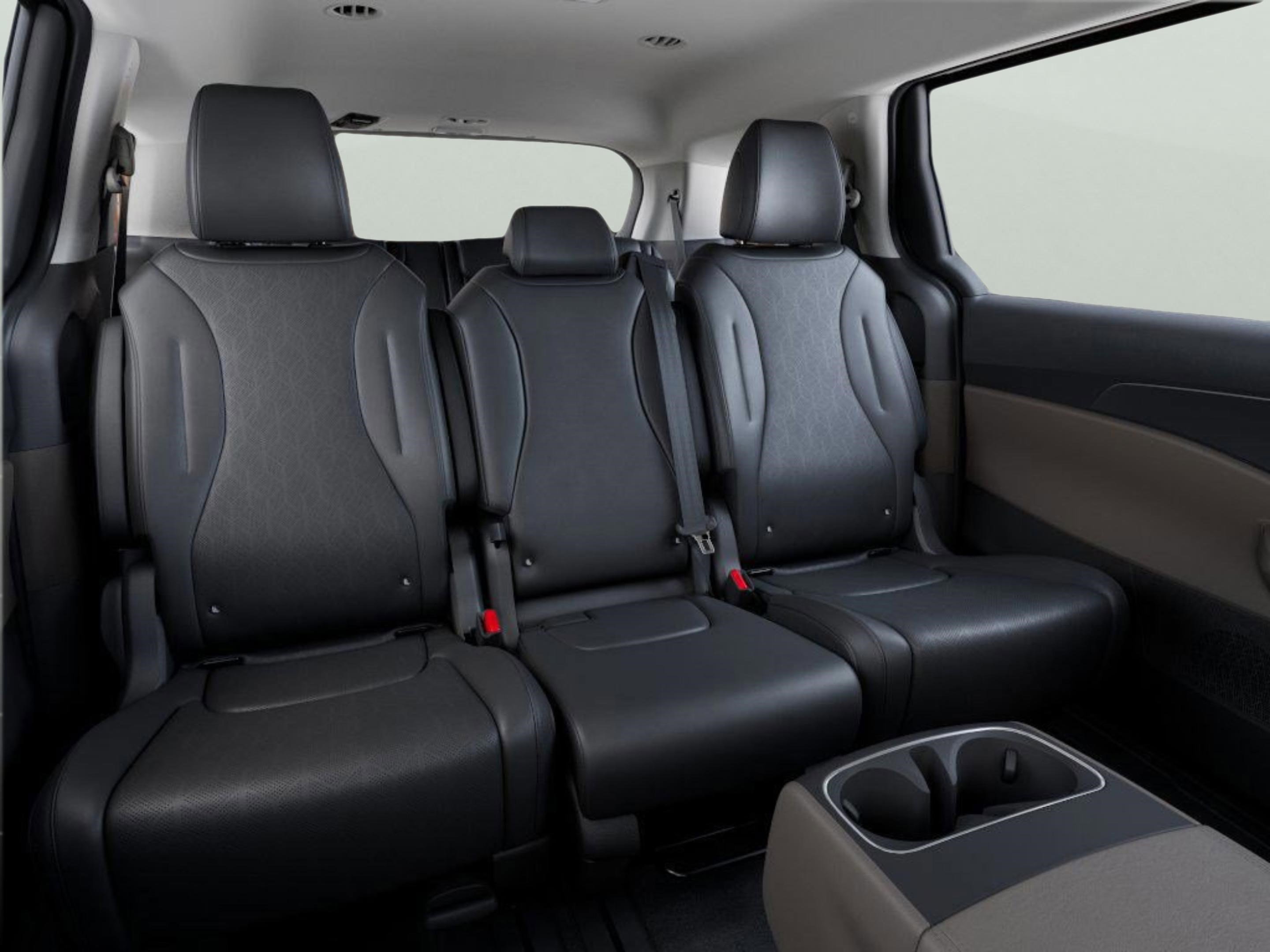 New 2026 Kia Carnival EX image 14