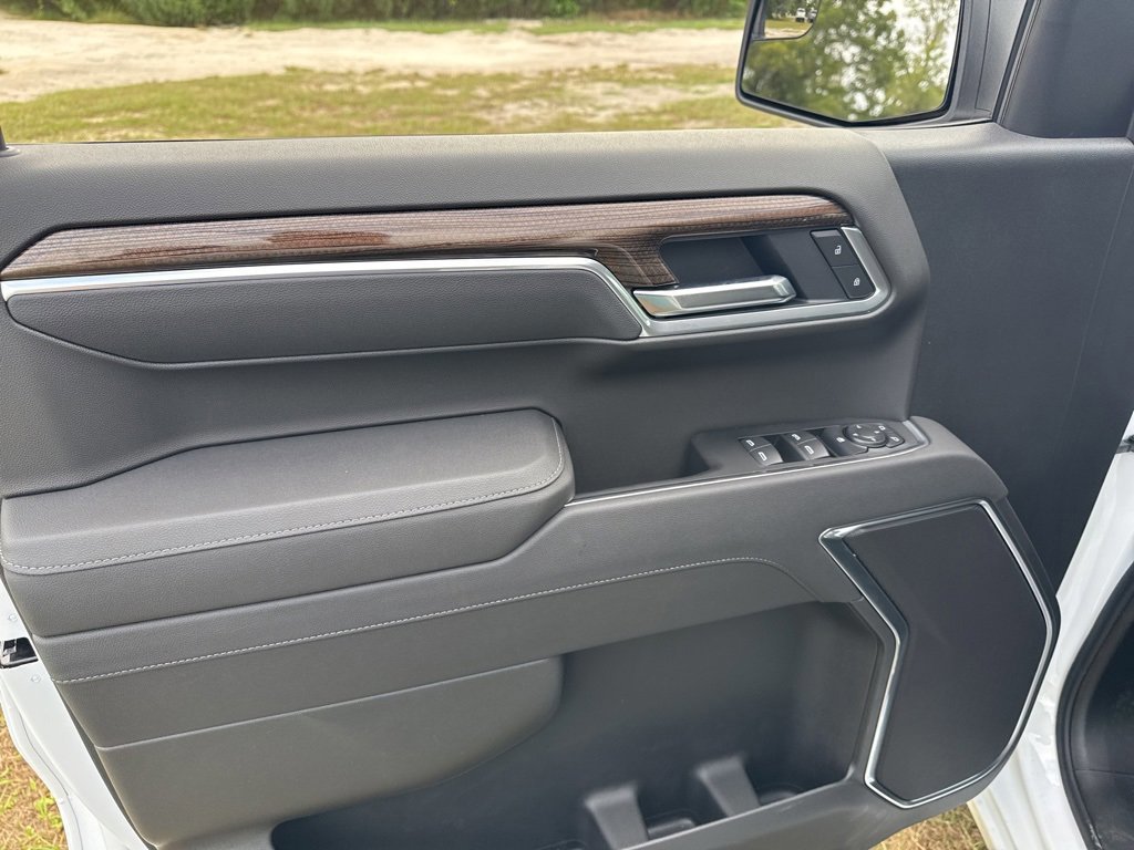 New 2026 Chevrolet Silverado 1500 LT image 12