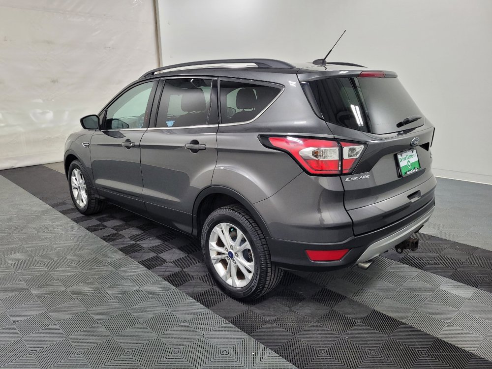 Used 2017 Ford Escape SE w/ Equipment Group 201A AWD/4WD image 3