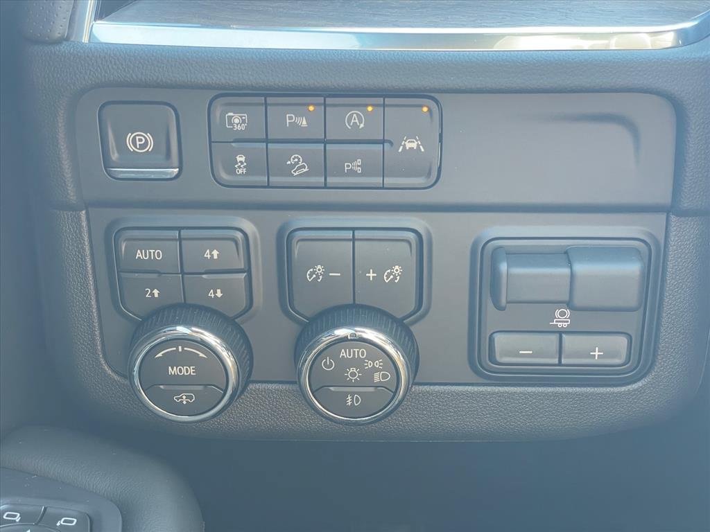 New 2027 Chevrolet Tahoe High Country AWD/4WD image 18