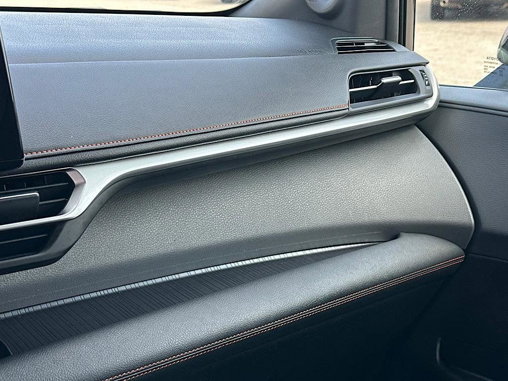 Certified 2022 Toyota Sienna XSE w/ XSE Plus Package image 25