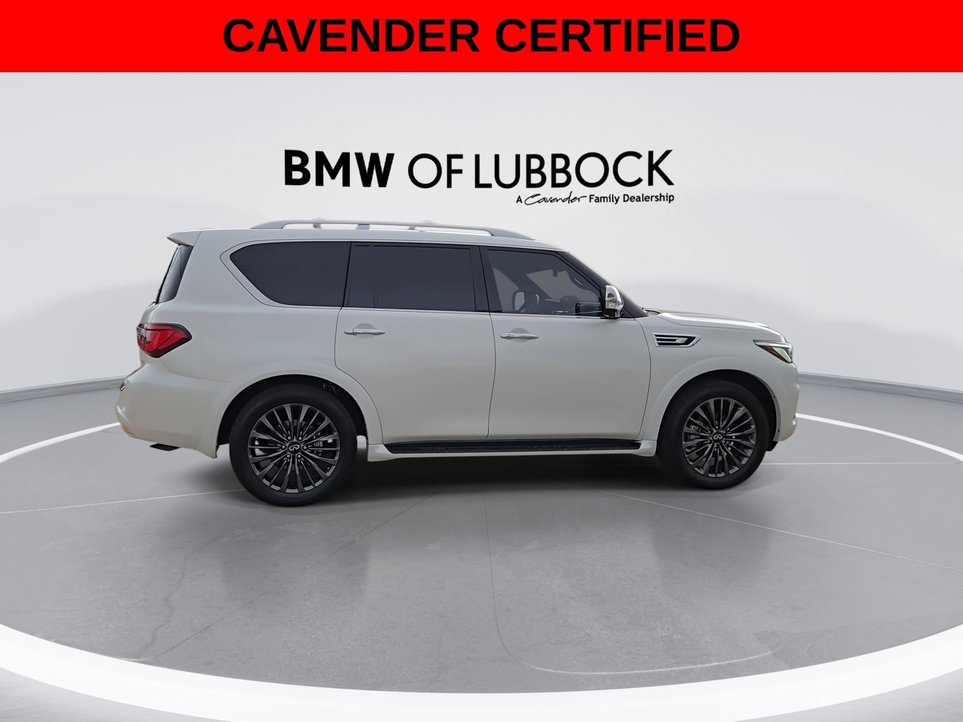 Used 2024 INFINITI QX80 Sensory w/ Cargo Package AWD/4WD image 9