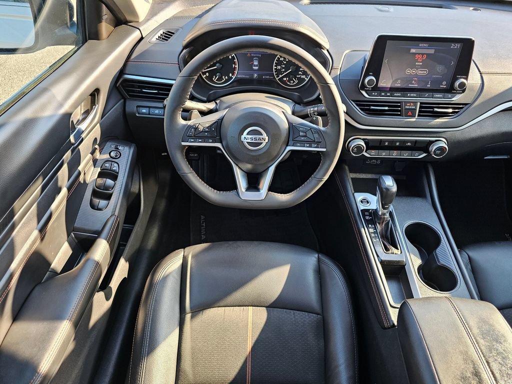 Used 2022 Nissan Altima 2.5 SR FWD image 13