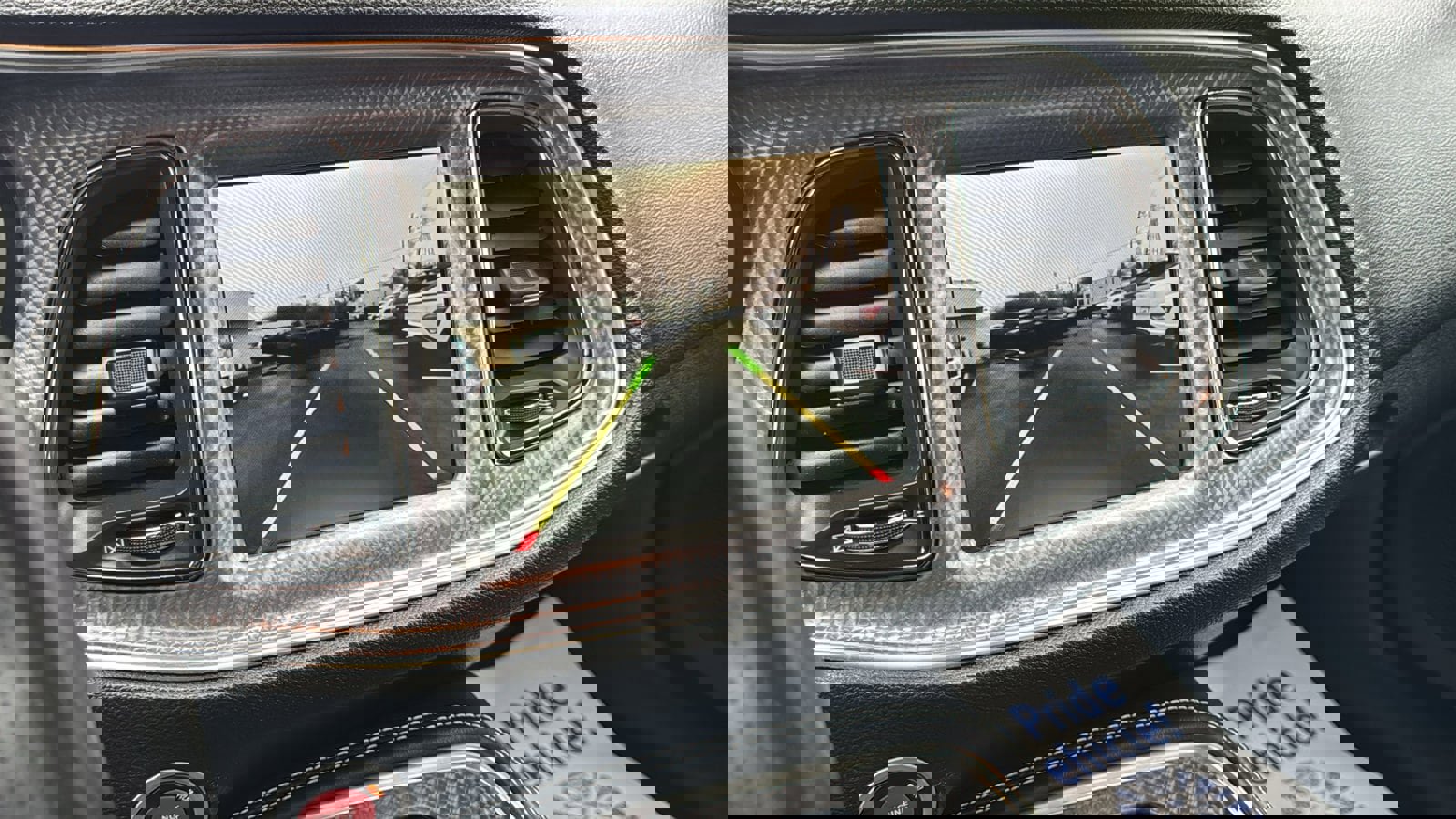 Used 2016 Dodge Challenger SRT Hellcat image 28