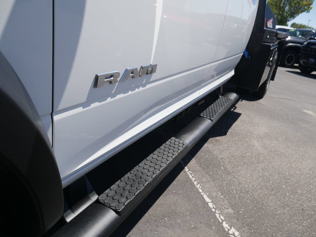 Used 2024 RAM 5500 SLT w/ Quick Order Package 2YG SLT AWD/4WD image 13