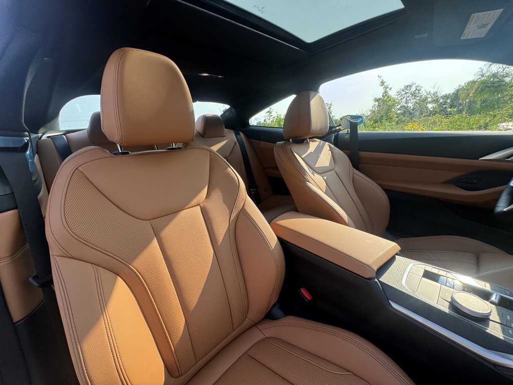 Used 2026 BMW 430i xDrive Coupe w/ M Sport Package image 21