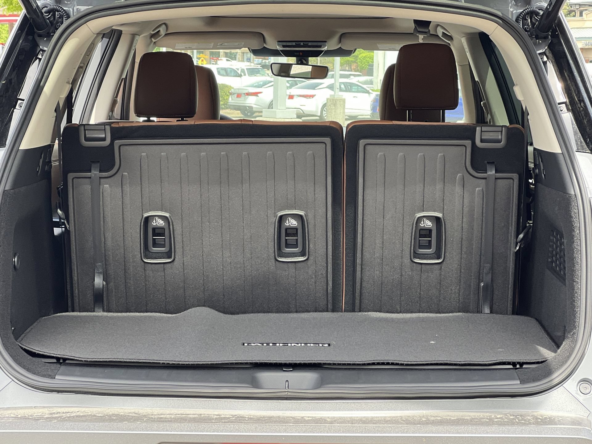 New 2026 Nissan Pathfinder Platinum AWD/4WD image 21