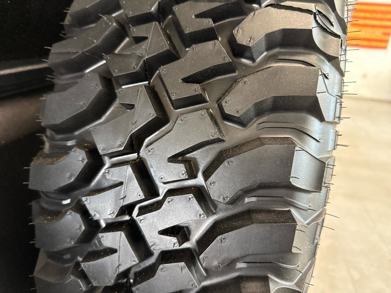 Used 2018 Jeep Wrangler Unlimited Sport w/ Connectivity Group image 52