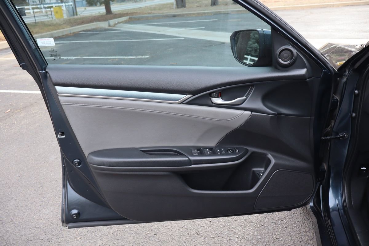 Used 2017 Honda Civic EX-L image 23