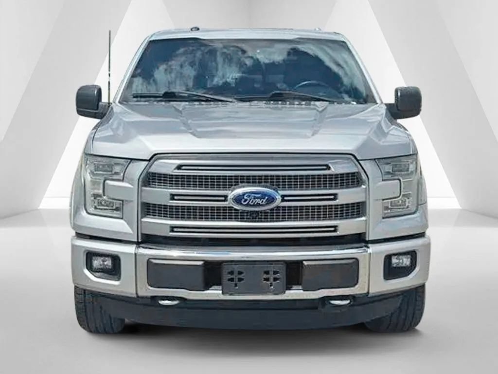 Used 2016 Ford F150 Platinum w/ Equipment Group 701A Luxury AWD/4WD image 2