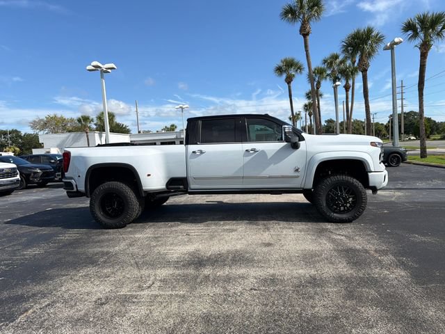New 2026 Chevrolet Silverado 3500 High Country w/ High Country Premium Package AWD/4WD image 15