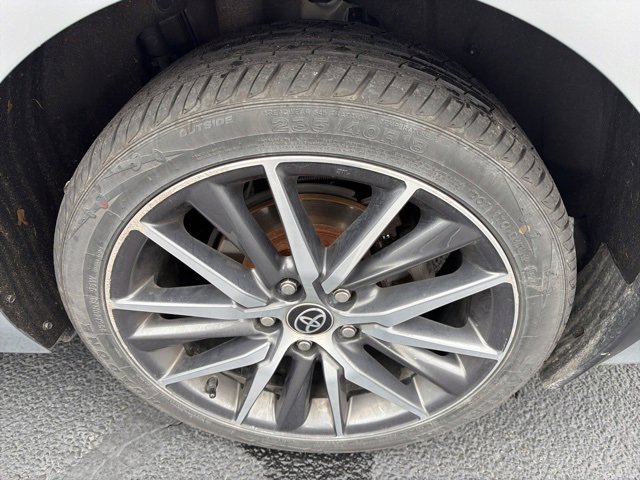 Used 2023 Toyota Camry XLE w/ Cold Weather Package image 30