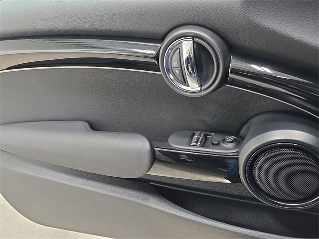 Certified 2023 MINI Cooper S image 21