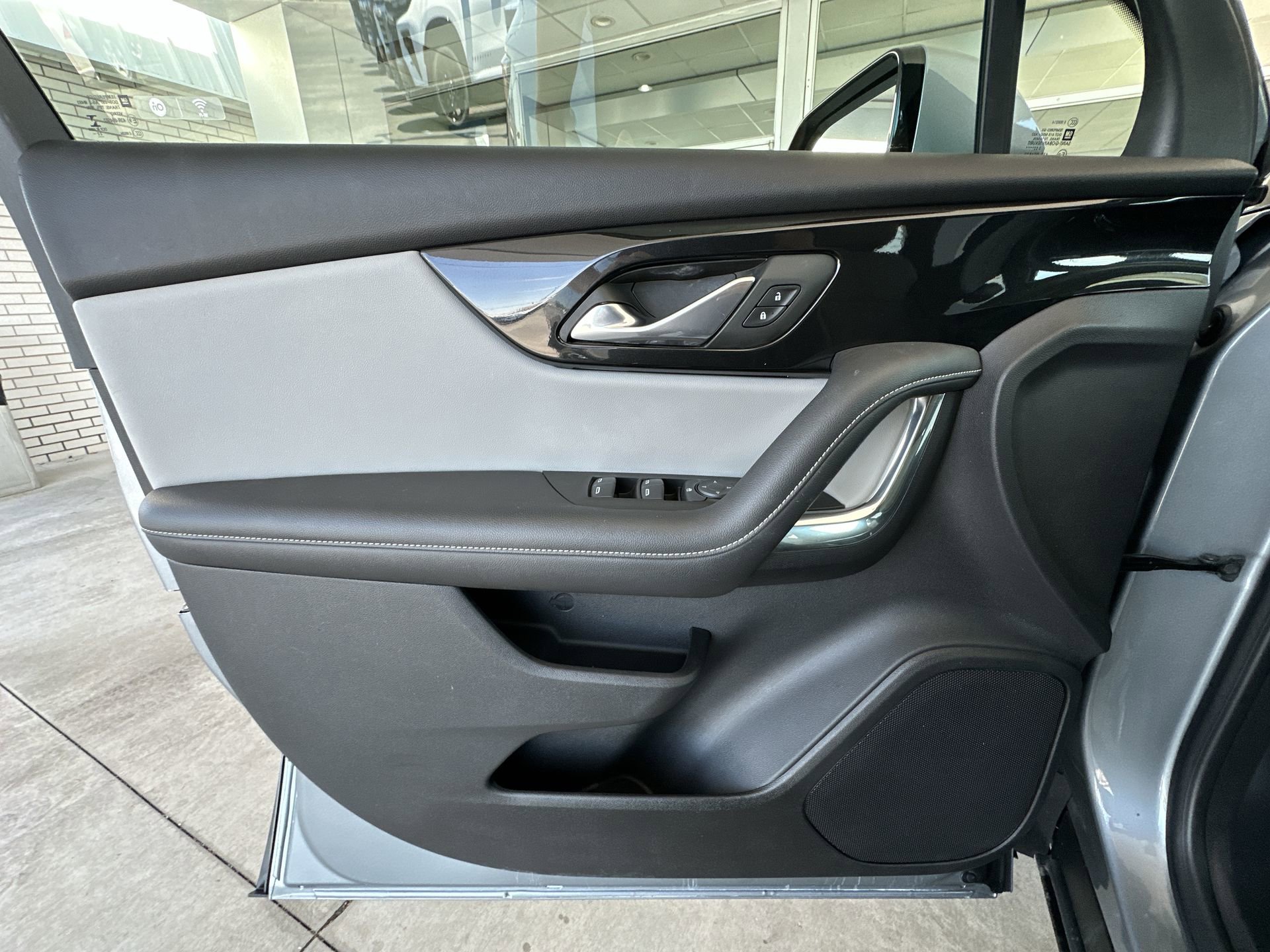 Certified 2023 Chevrolet Blazer LT FWD image 21