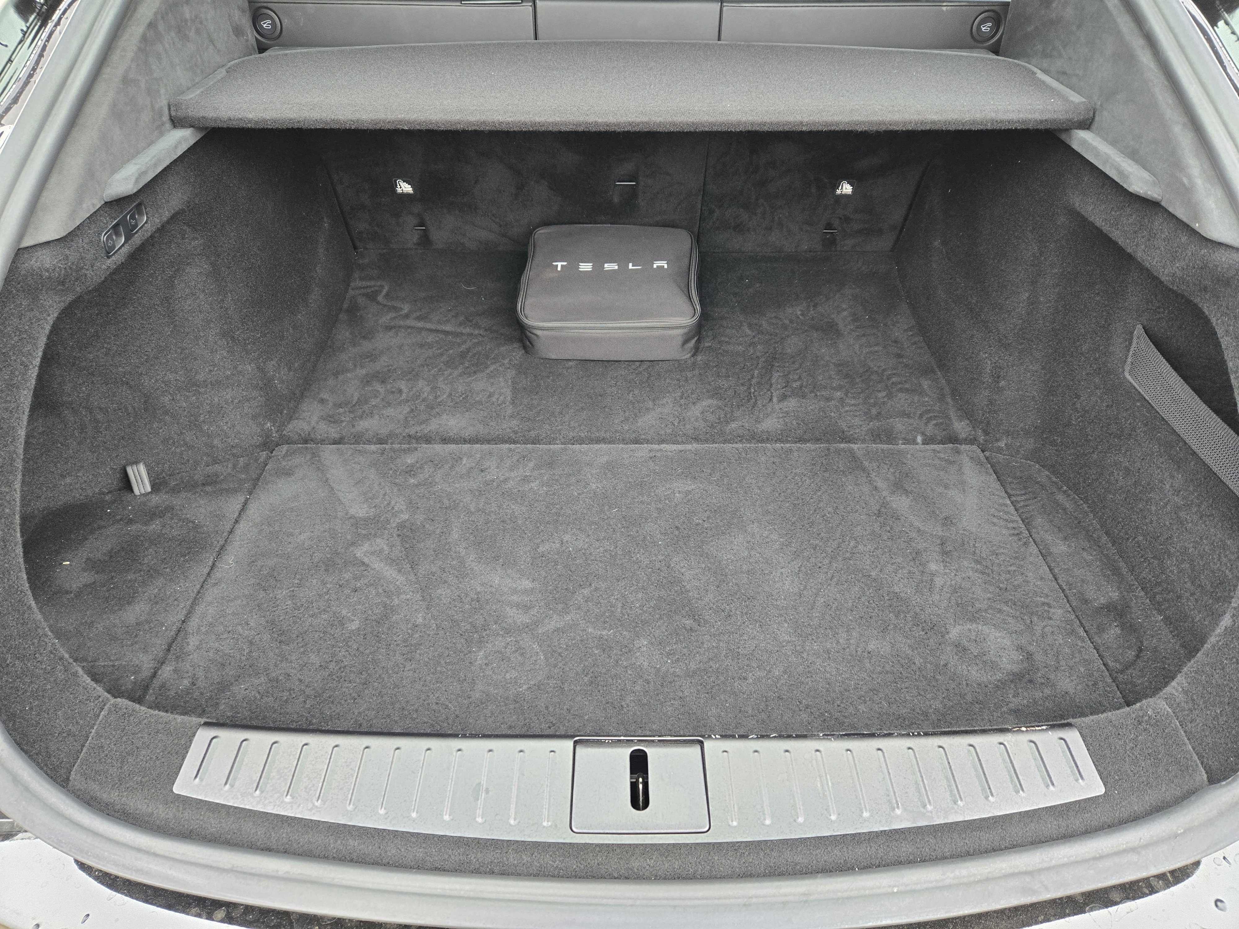 Used 2024 Tesla Model S Plaid image 40