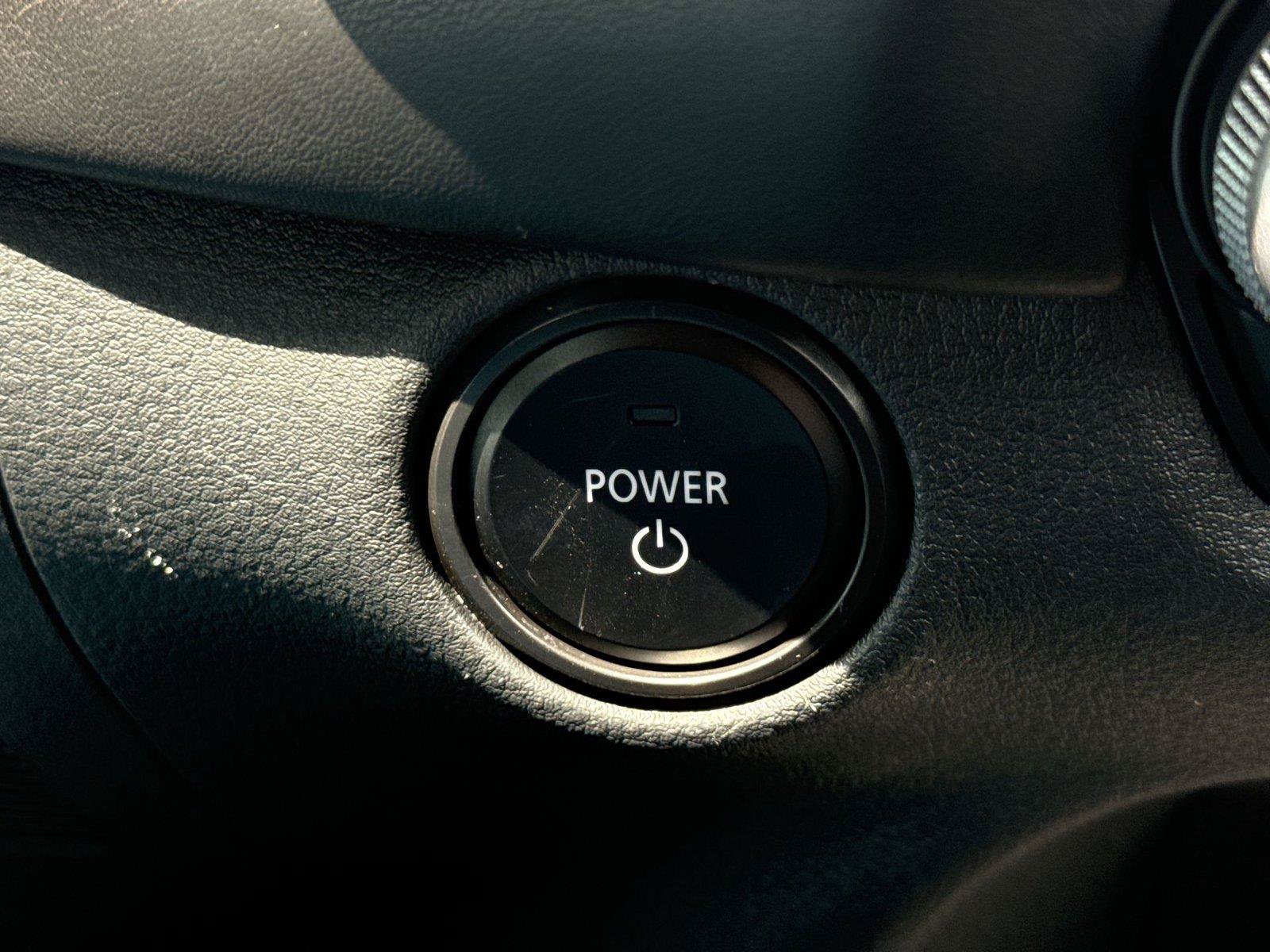 Used 2025 MAZDA CX-50 AWD 2.5 Hybrid w/ Premium Pkg image 34
