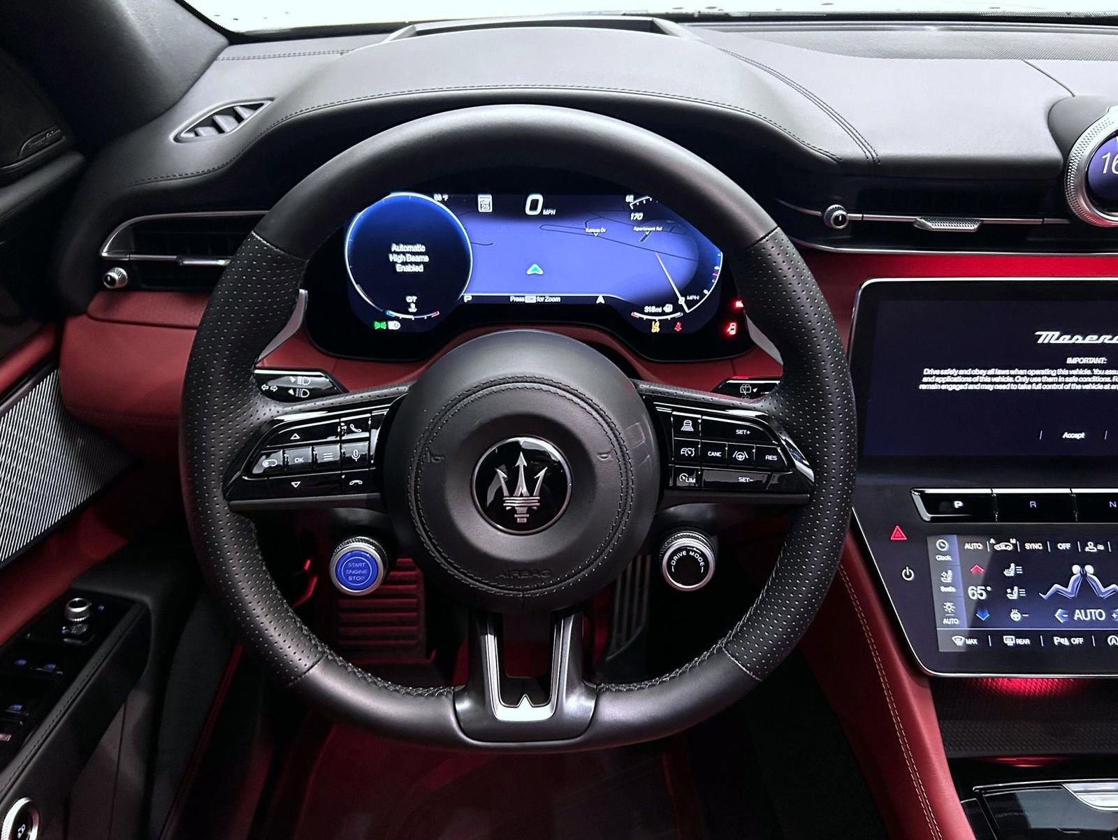 Used 2025 Maserati Grecale Modena image 14