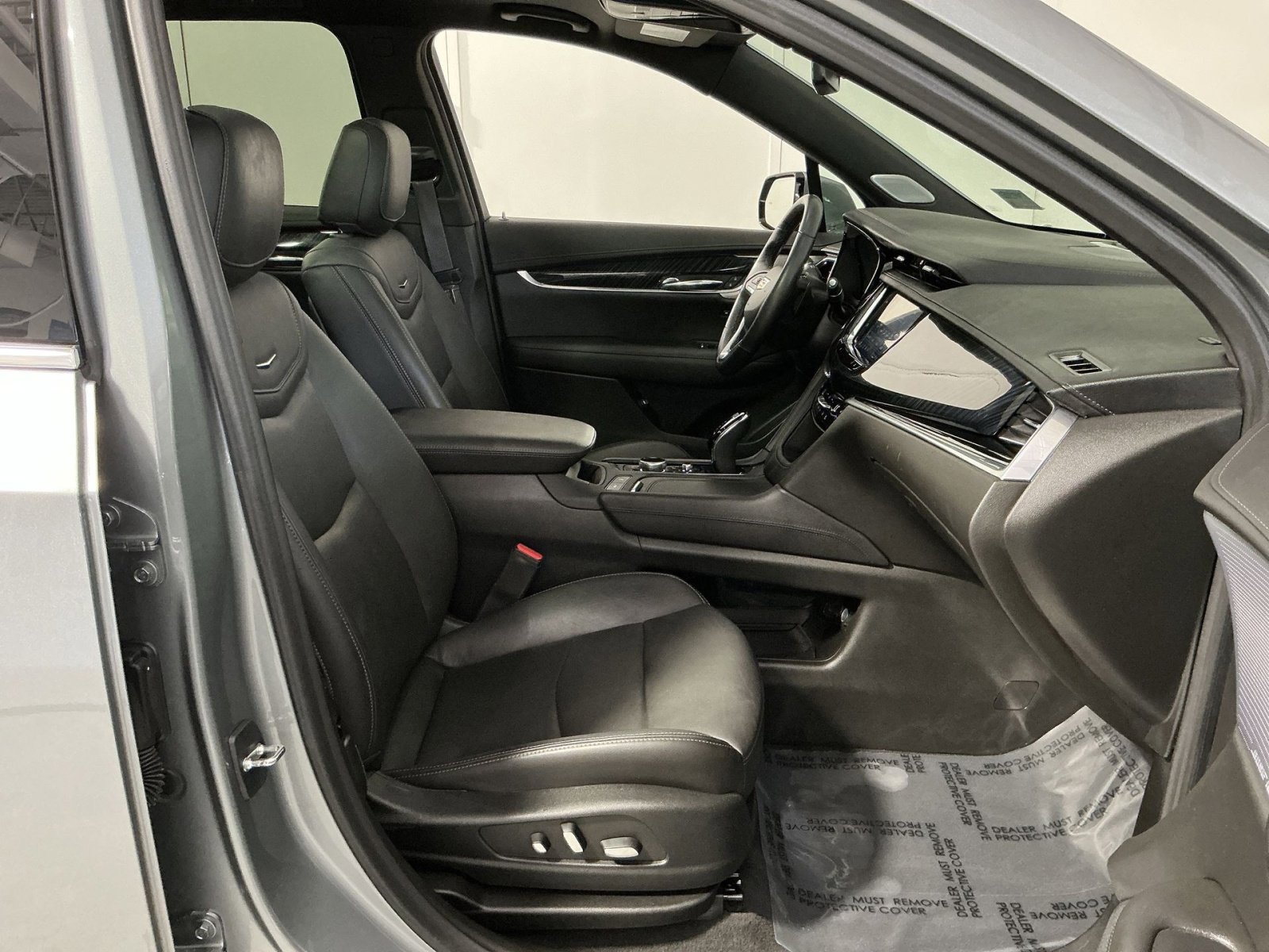 Used 2023 Cadillac XT6 Premium Luxury AWD/4WD image 29