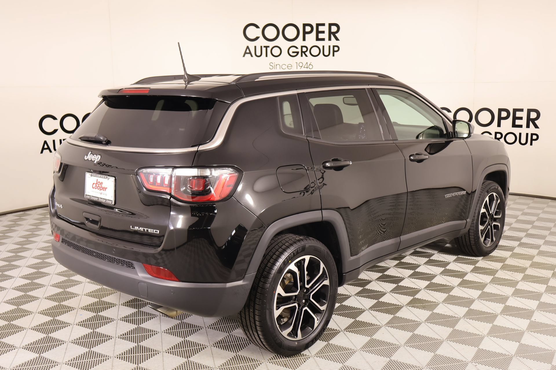 Used 2022 Jeep Compass Limited AWD/4WD image 20