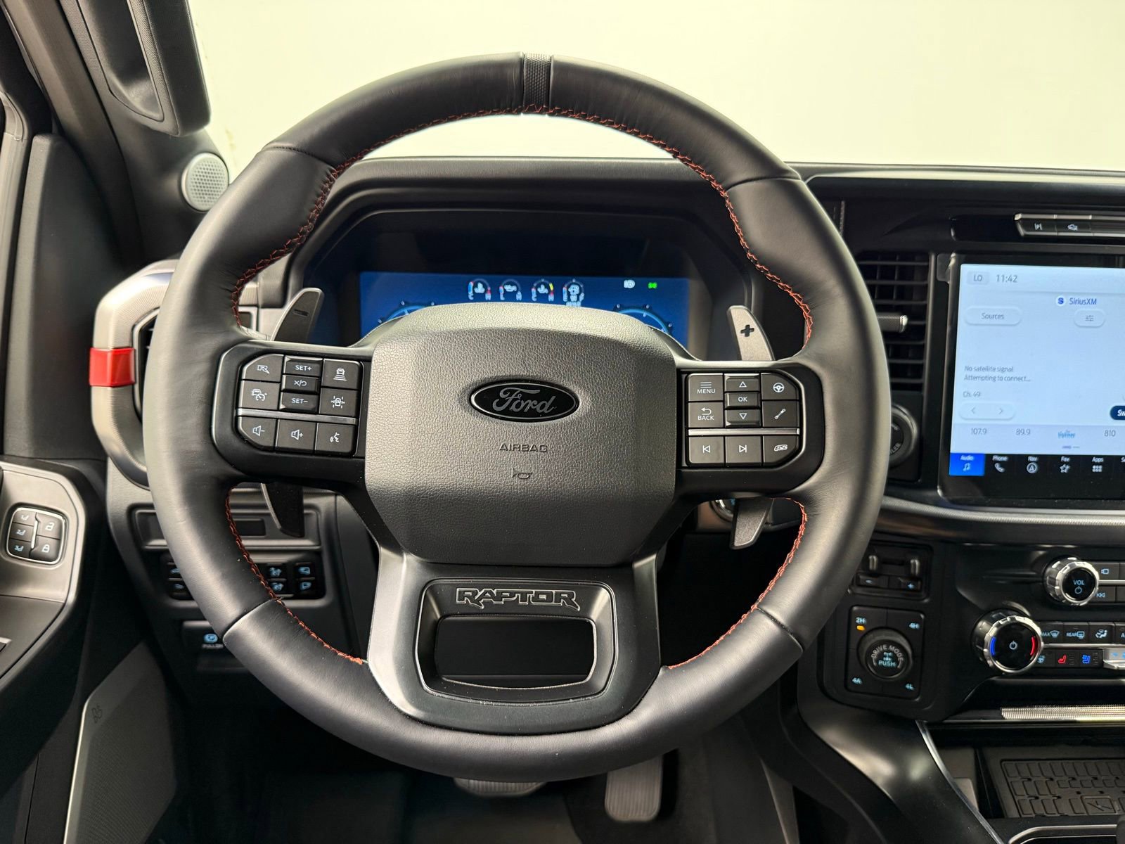 Used 2025 Ford F150 Raptor AWD/4WD image 29