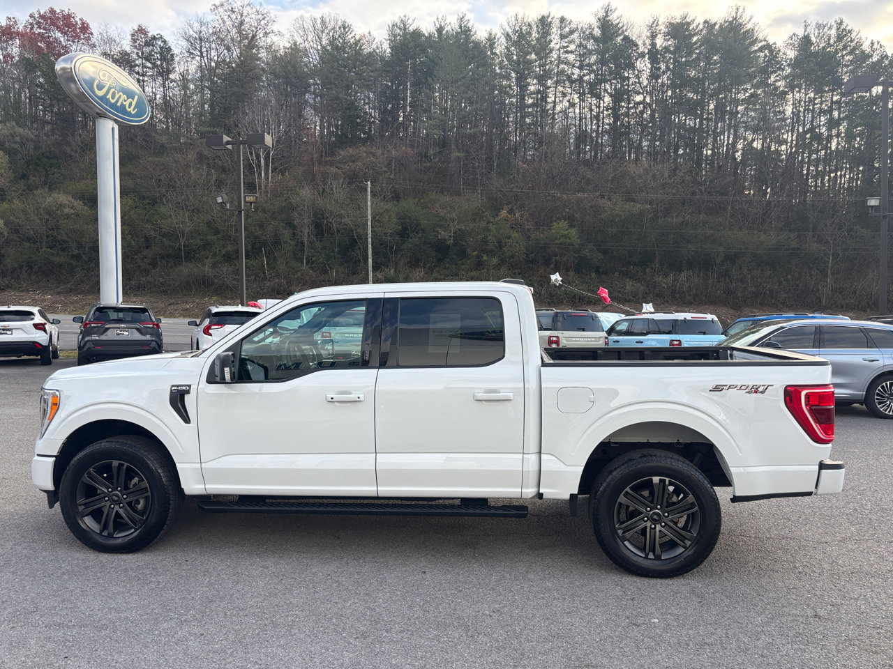 Used 2022 Ford F150 XLT w/ Equipment Group 302A High image 2