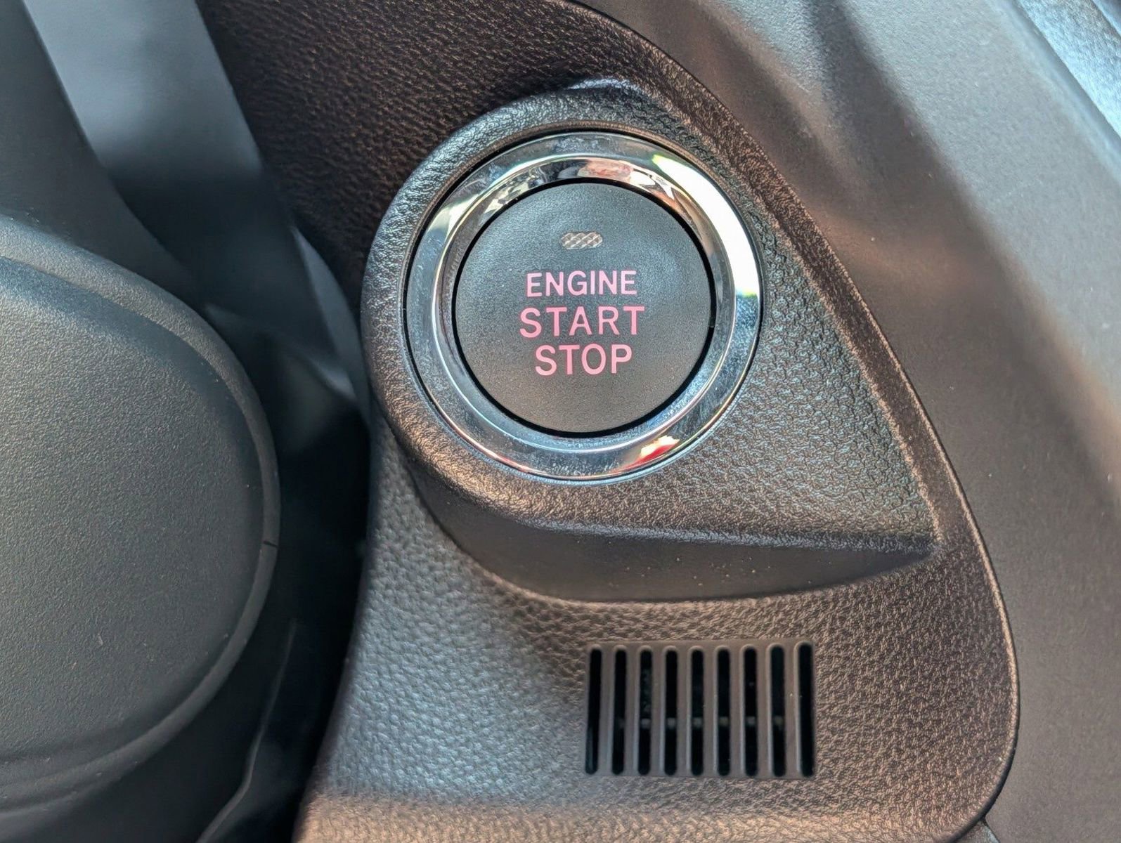 Used 2026 Subaru Forester Premium AWD/4WD image 7